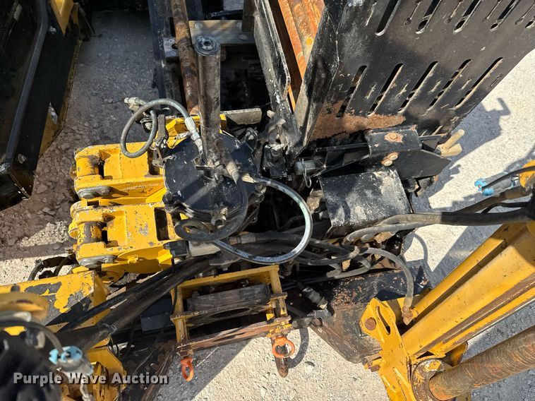 image for item DO0876 2013 Vermeer D24X40 II directional boring unit