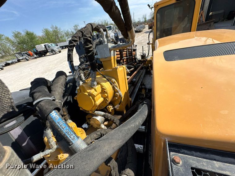 image for item DO0876 2013 Vermeer D24X40 II directional boring unit