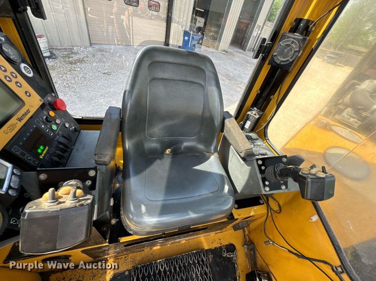 image for item DO0876 2013 Vermeer D24X40 II directional boring unit