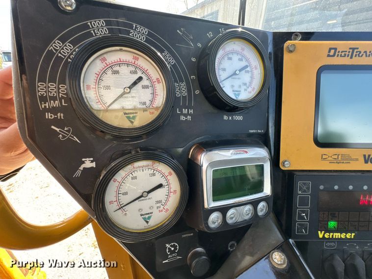 image for item DO0876 2013 Vermeer D24X40 II directional boring unit