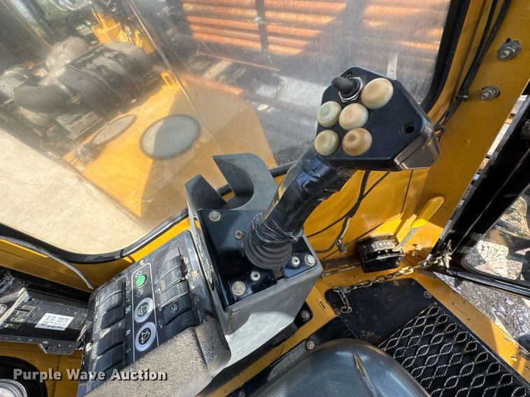 image for item DO0876 2013 Vermeer D24X40 II directional boring unit