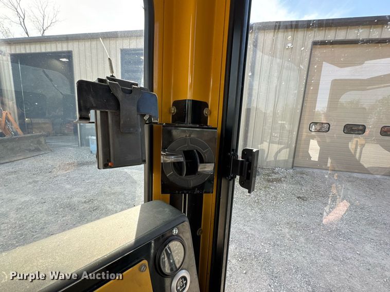 image for item DO0876 2013 Vermeer D24X40 II directional boring unit