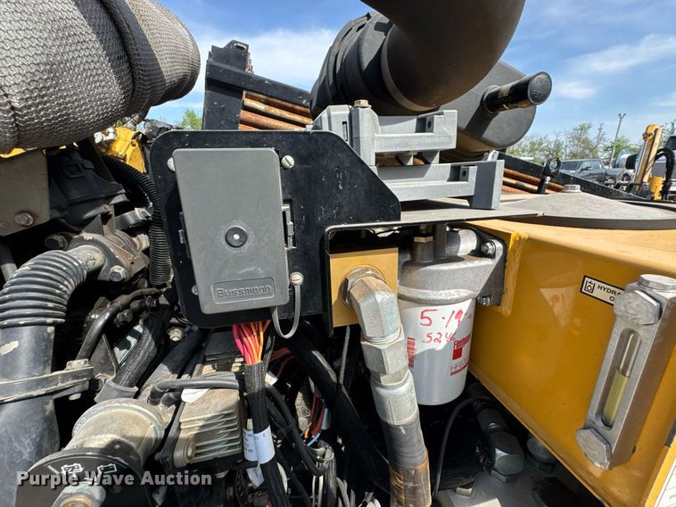 image for item DO0876 2013 Vermeer D24X40 II directional boring unit