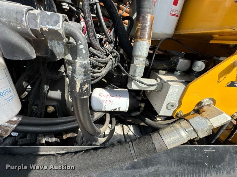 image for item DO0876 2013 Vermeer D24X40 II directional boring unit