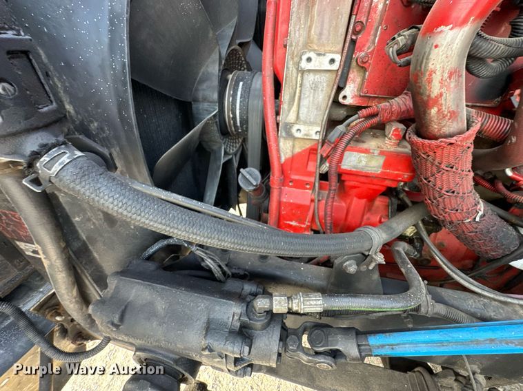 image for item DO0878 2007 International 9400i SBA flatbed truck with mud mixing system