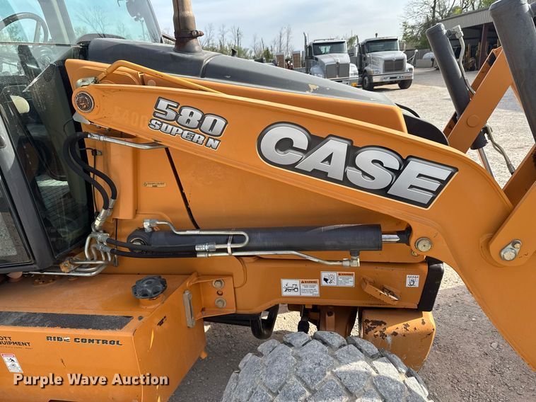 image for item DO0879 2014 Case 580 Super N backhoe