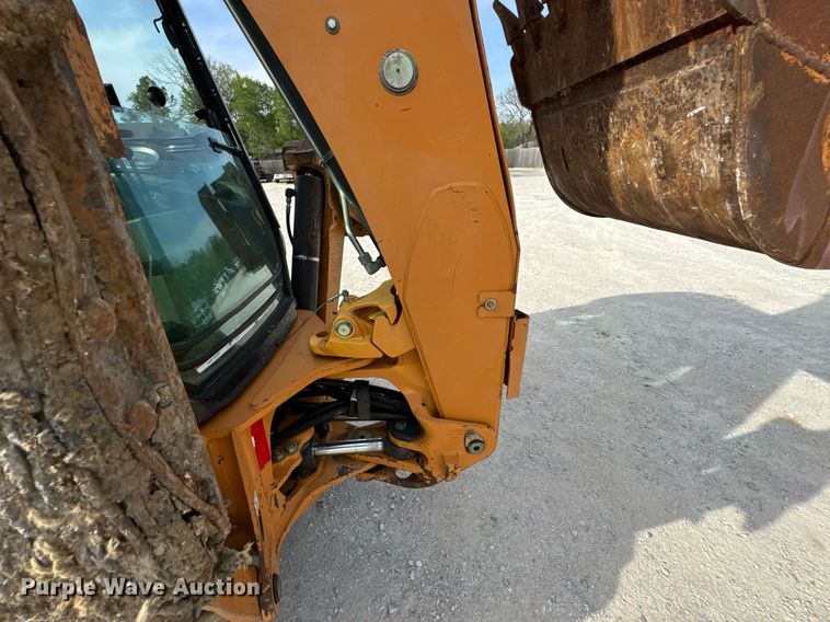 image for item DO0879 2014 Case 580 Super N backhoe