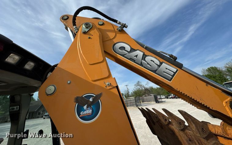 image for item DO0879 2014 Case 580 Super N backhoe
