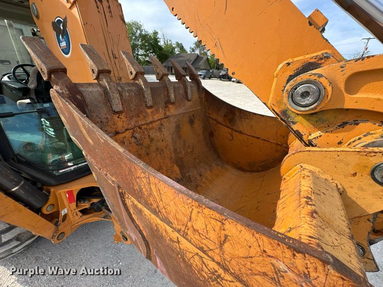 image for item DO0879 2014 Case 580 Super N backhoe