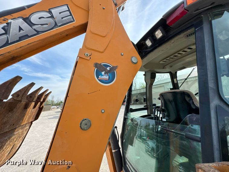 image for item DO0879 2014 Case 580 Super N backhoe