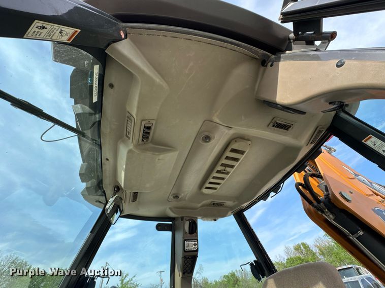 image for item DO0879 2014 Case 580 Super N backhoe