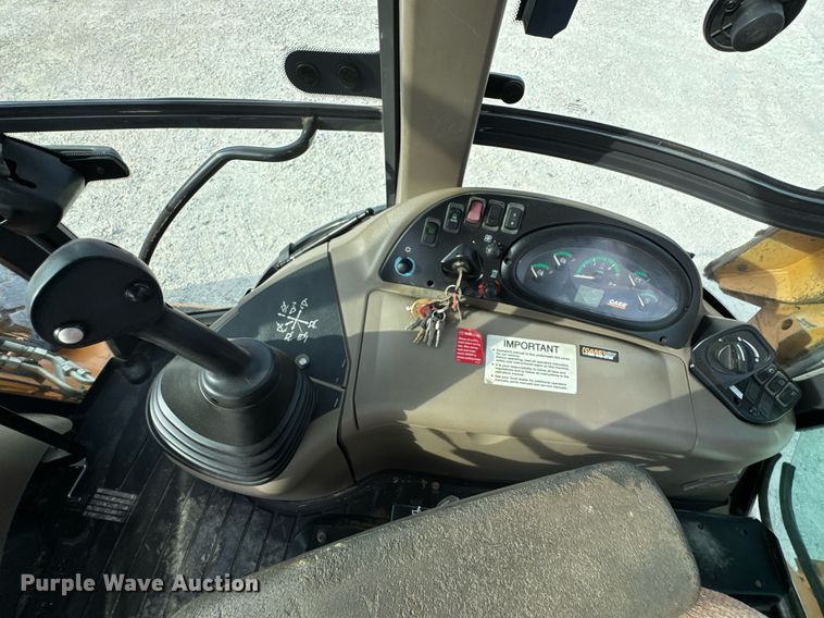 image for item DO0879 2014 Case 580 Super N backhoe