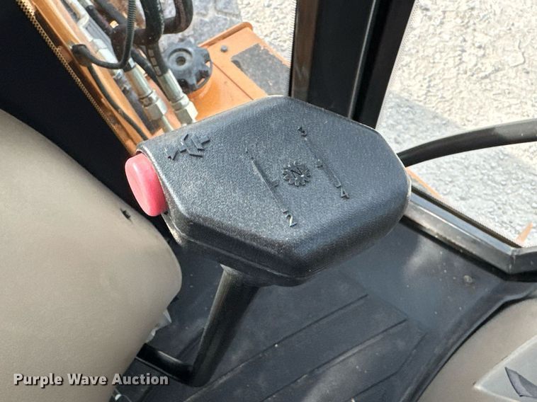 image for item DO0879 2014 Case 580 Super N backhoe