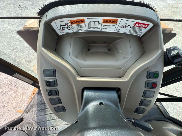 image for item DO0879 2014 Case 580 Super N backhoe