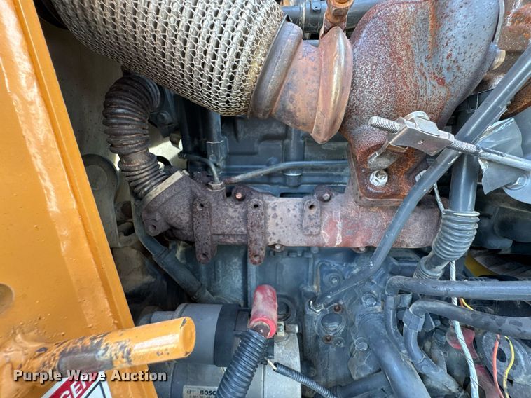 image for item DO0879 2014 Case 580 Super N backhoe