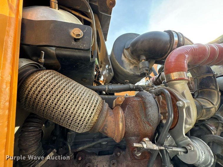 image for item DO0879 2014 Case 580 Super N backhoe