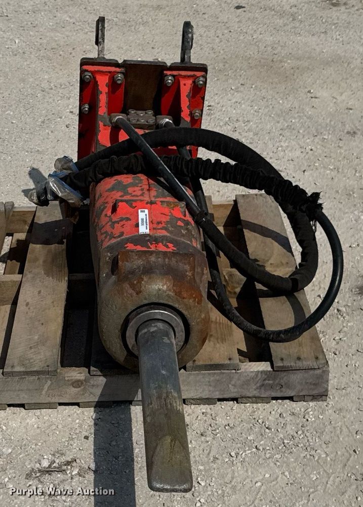 image for item DO0880 Air Hammer AH-V2 breaker