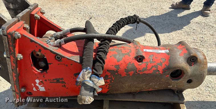 image for item DO0880 Air Hammer AH-V2 breaker