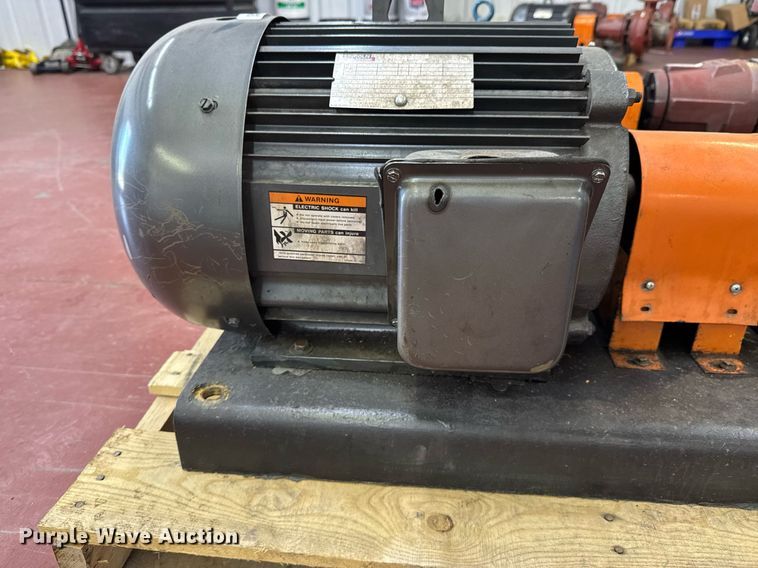 image for item DO0912 (2) centrifugal pumps