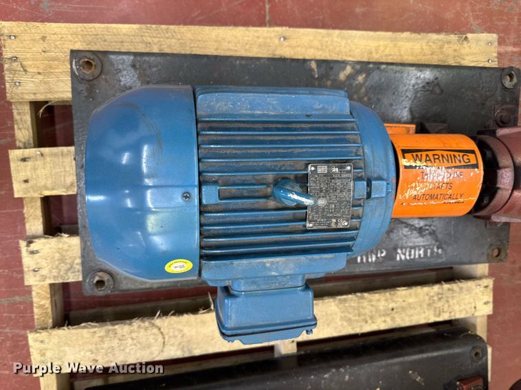 image for item DO0912 (2) centrifugal pumps