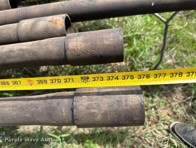 image for item DO0917 (33) joints of 2 3/8