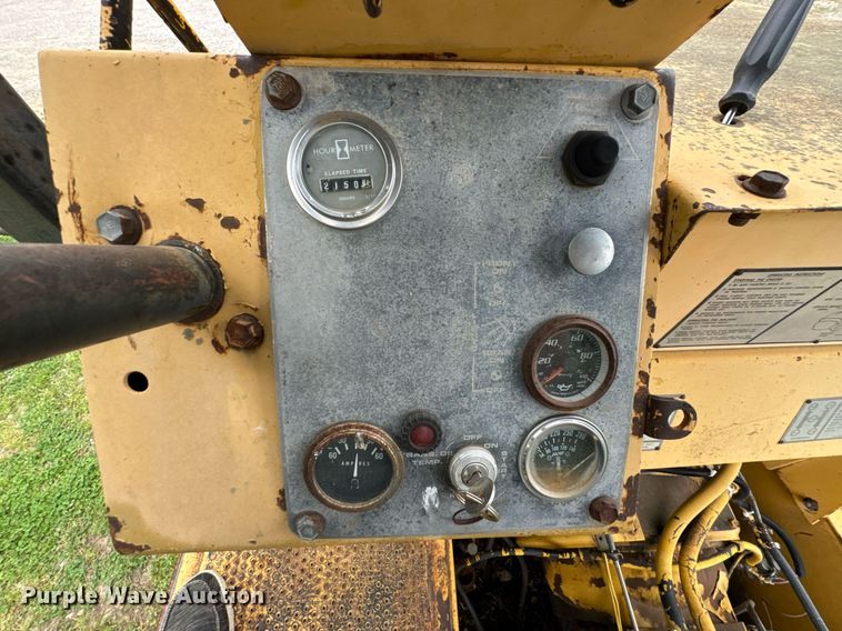 image for item DO0922 Bomag BW9R pneumatic roller