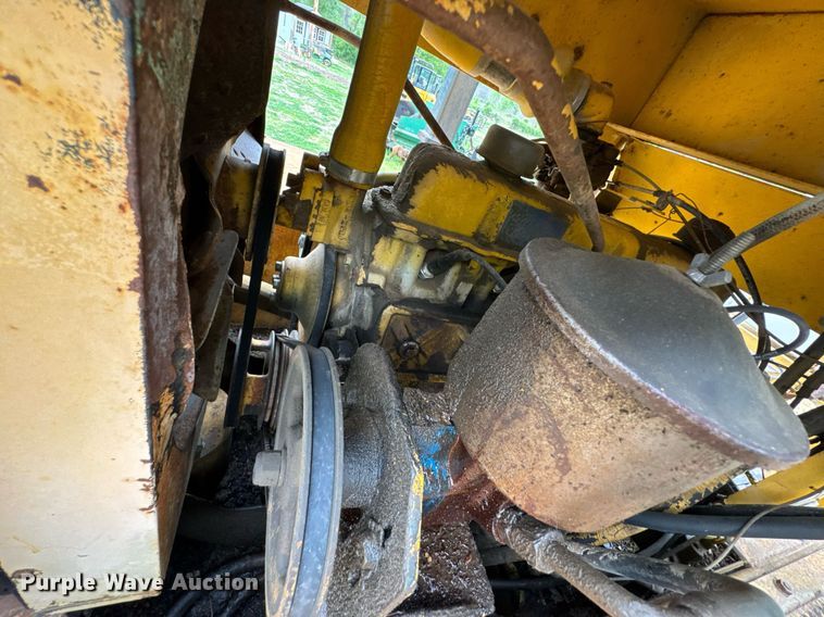 image for item DO0922 Bomag BW9R pneumatic roller