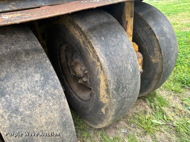 image for item DO0922 Bomag BW9R pneumatic roller