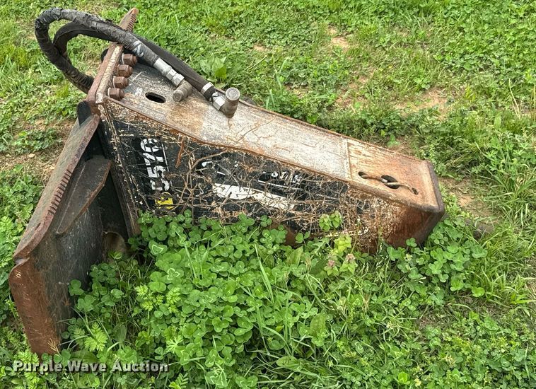 image for item DO0924 Whitestar B5570 skid steer breaker