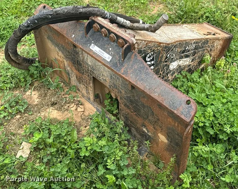 image for item DO0924 Whitestar B5570 skid steer breaker