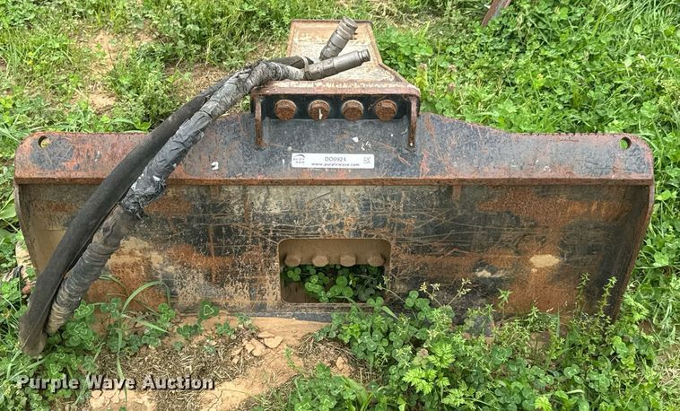 image for item DO0924 Whitestar B5570 skid steer breaker