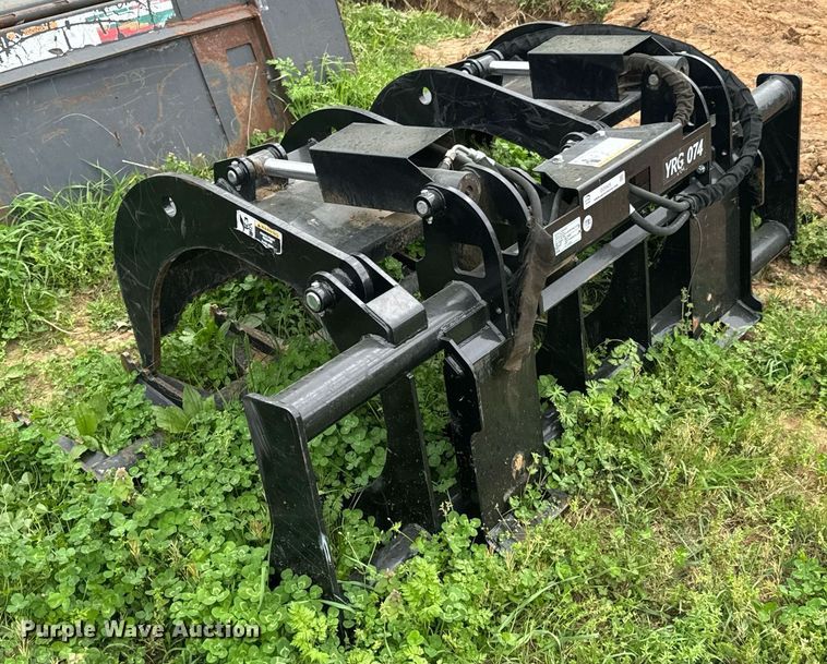 image for item DO0925 Terra Force YRG074 skid steer grapple bucket