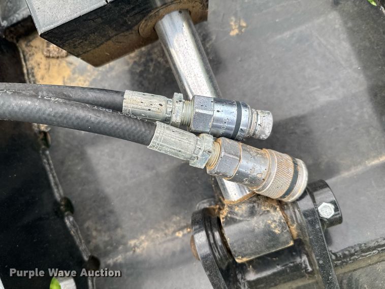 image for item DO0925 Terra Force YRG074 skid steer grapple bucket