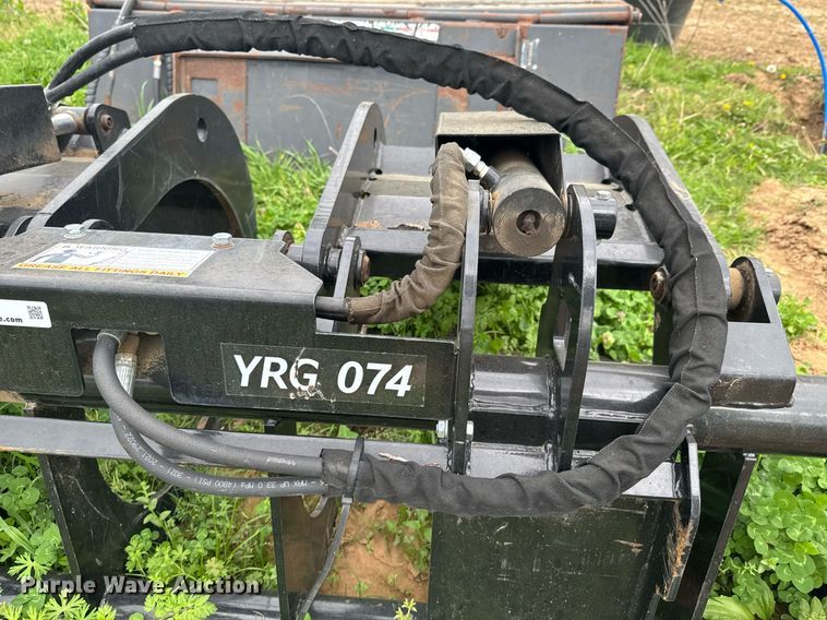 image for item DO0925 Terra Force YRG074 skid steer grapple bucket