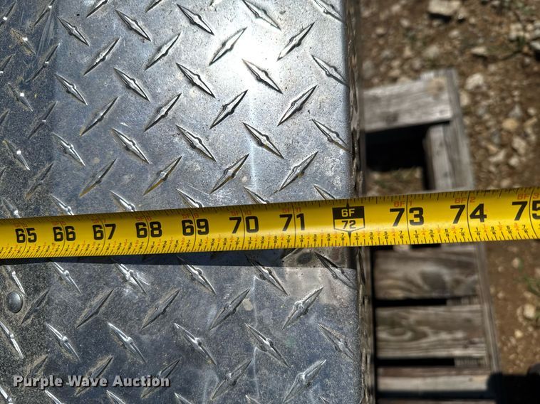 image for item DO0930 Automotive parts and accessories