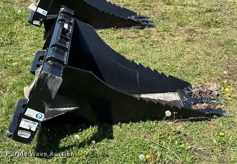 image for item DO0936 Titan skid steer stump bucket