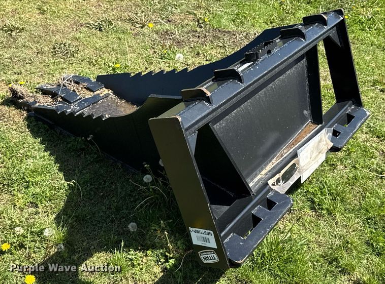 image for item DO0936 Titan skid steer stump bucket
