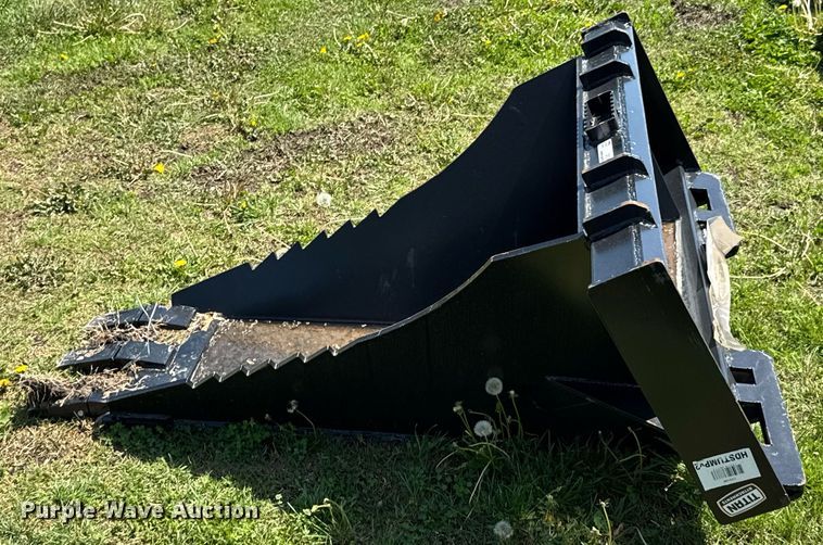 image for item DO0936 Titan skid steer stump bucket