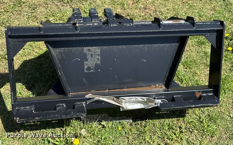 image for item DO0937 Titan skid steer stump bucket