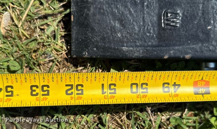 image for item DO0937 Titan skid steer stump bucket