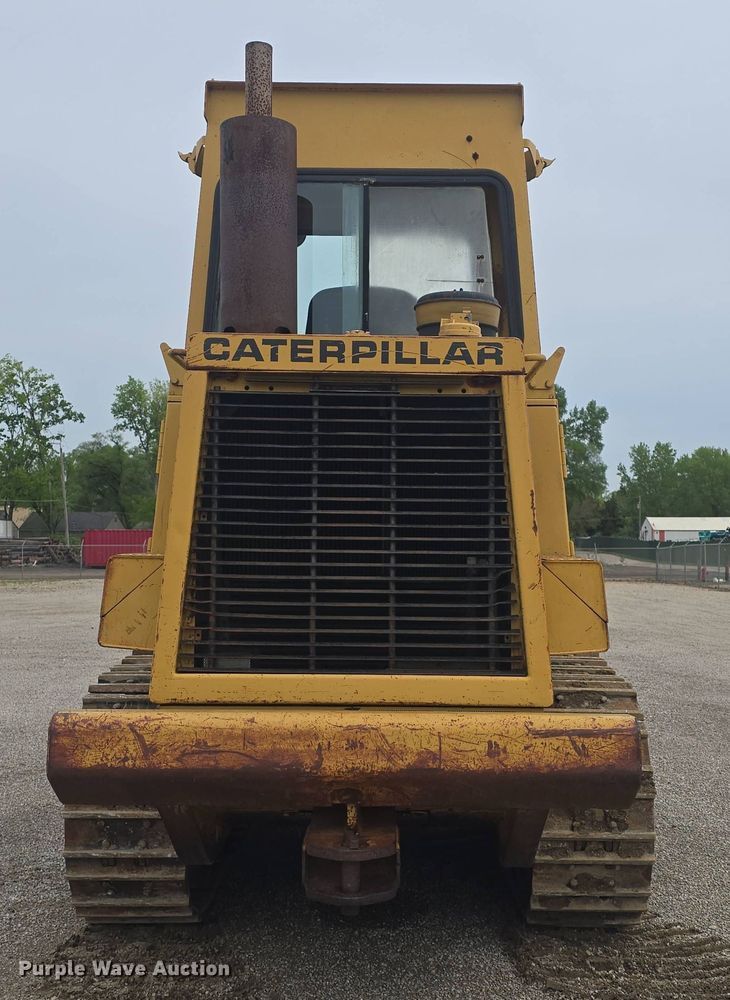 image for item DO7916 1982 Caterpillar 963 track loader