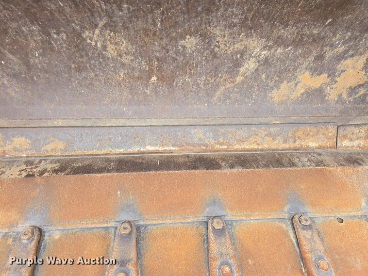 image for item DO7916 1982 Caterpillar 963 track loader