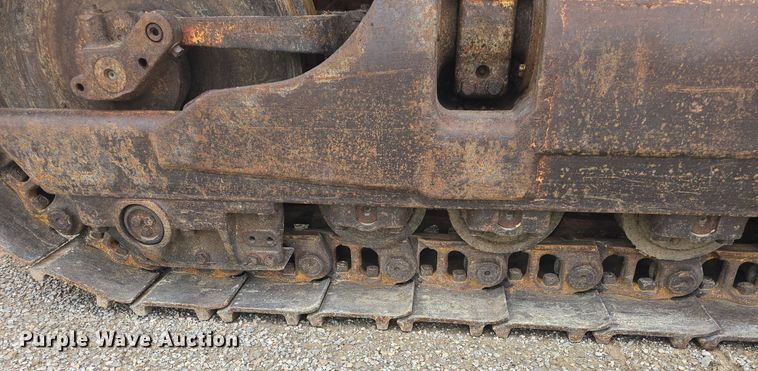 image for item DO7916 1982 Caterpillar 963 track loader