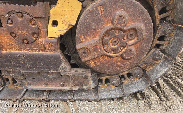 image for item DO7916 1982 Caterpillar 963 track loader