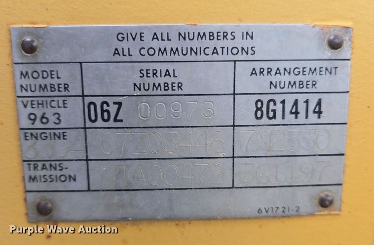 image for item DO7916 1982 Caterpillar 963 track loader