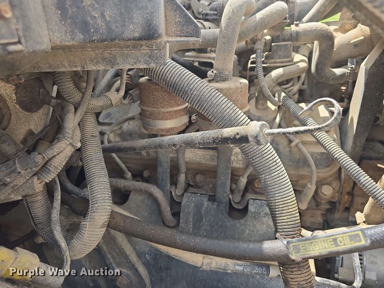 image for item DO7924 1998 Ford F700 dump truck