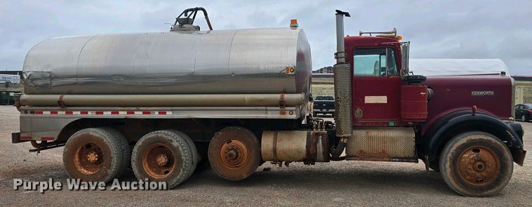 image for item DP3578 1979 Kenworth W900 water truck