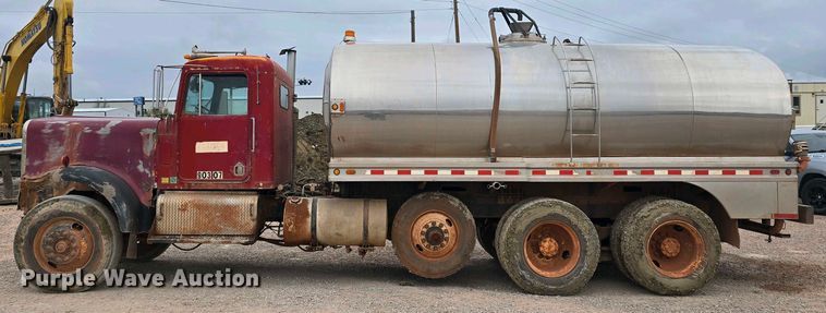 image for item DP3578 1979 Kenworth W900 water truck