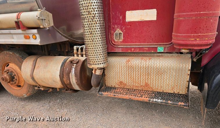 image for item DP3578 1979 Kenworth W900 water truck