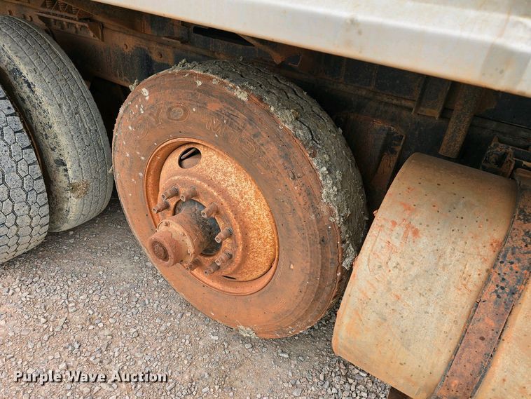 image for item DP3578 1979 Kenworth W900 water truck